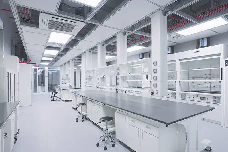峨山实验室革新：安全与科技的现代融合